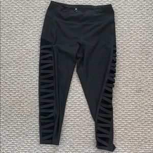 Express mesh side crop yoga pants